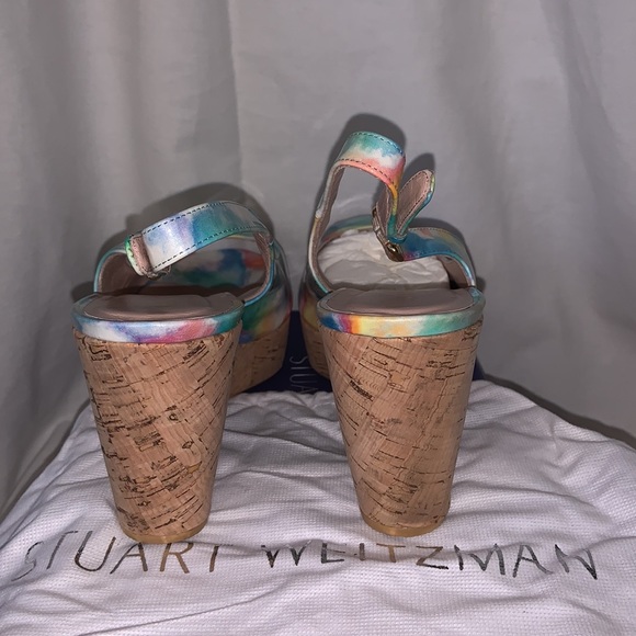 Like New condition Multi Color, Wedge one shoe multiple outfits - Picture 2 of 6